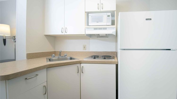 Extended Stay America Stes  Hartford Mer Room