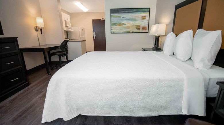 <b>Extended Stay America Stes  Hartford Mer Room</b>. Images powered by <a href="https://iceportal.shijigroup.com/" title="IcePortal" target="_blank">IcePortal</a>.