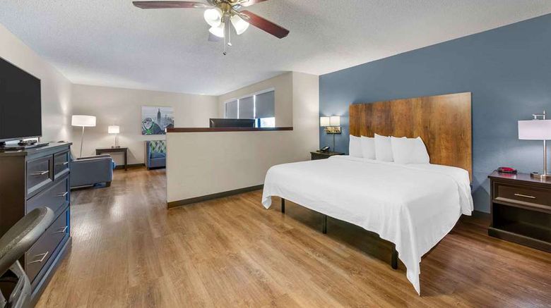 <b>Premier Suites Ft Lauderdale Conv Ctr Room</b>. Images powered by <a href="https://iceportal.shijigroup.com/" title="IcePortal" target="_blank">IcePortal</a>.