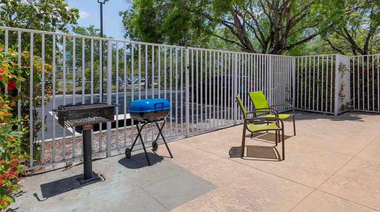 <b>Extended Stay America Stes Cypress Ck Nw Pool</b>. Images powered by <a href="https://iceportal.shijigroup.com/" title="IcePortal" target="_blank">IcePortal</a>.