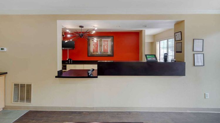 Extended Stay America Stes Rtp 4610 Miam Lobby