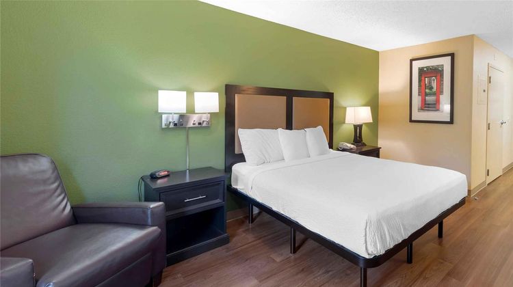 Extended Stay America Stes Rtp 4610 Miam Room