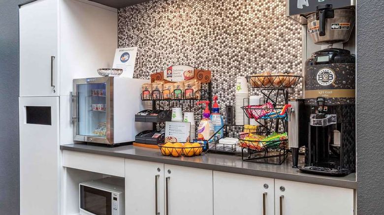 <b>Extended Stay America Prem Stes Pinevill Restaurant</b>. Images powered by <a href="https://iceportal.shijigroup.com/" title="IcePortal" target="_blank">IcePortal</a>.