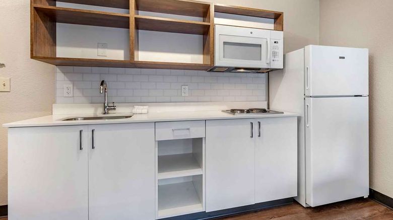 <b>Extended Stay America Prem Stes Pinevill Room</b>. Images powered by <a href="https://iceportal.shijigroup.com/" title="IcePortal" target="_blank">IcePortal</a>.