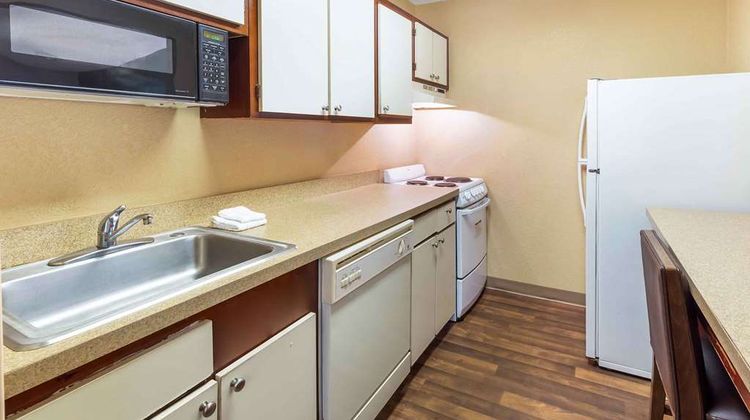 Extended Stay America Stes Cary S Regenc Room