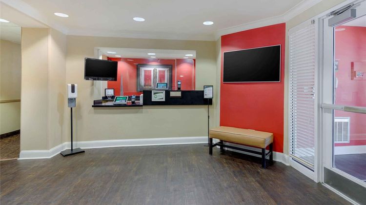 Extended Stay America Stes Gso Airport Lobby