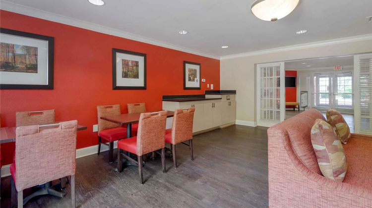 Extended Stay America Stes Gso Airport Restaurant