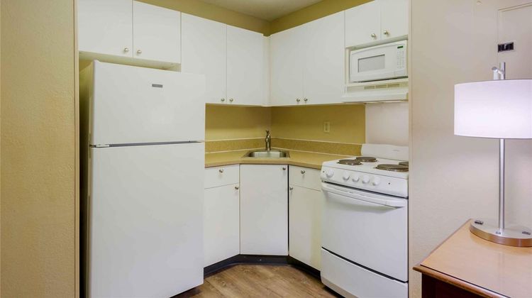 Extended Stay America Stes Richmond N Gl Room