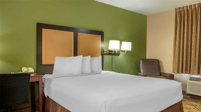 <b>Extended Stay America Stes Theme Parks M Room</b>. Images powered by <a href="https://iceportal.shijigroup.com/" title="IcePortal" target="_blank">IcePortal</a>.