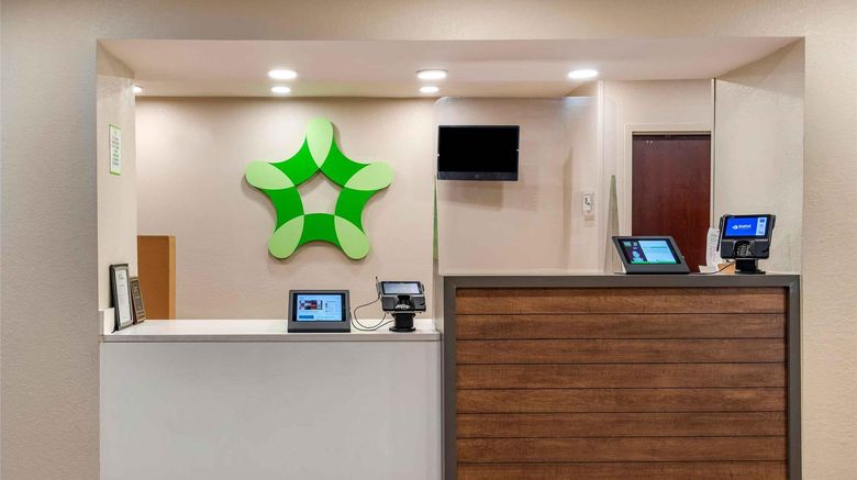 <b>Extended Stay America Stes Ft Laud Plant Lobby</b>. Images powered by <a href="https://iceportal.shijigroup.com/" title="IcePortal" target="_blank">IcePortal</a>.
