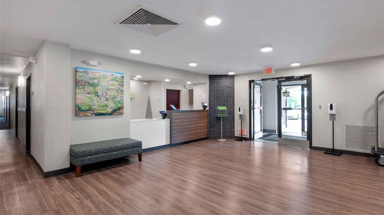 <b>Extended Stay America Prem Stes Brickell Lobby</b>. Images powered by <a href="https://iceportal.shijigroup.com/" title="IcePortal" target="_blank">IcePortal</a>.