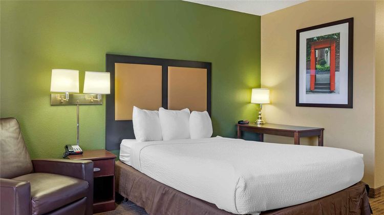 Extended Stay America Stes Savannah Mdtn Room