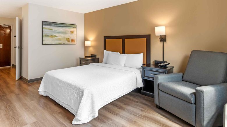 <b>Extended Stay America Tampa Airport Room</b>. Images powered by <a href="https://iceportal.shijigroup.com/" title="IcePortal" target="_blank">IcePortal</a>.