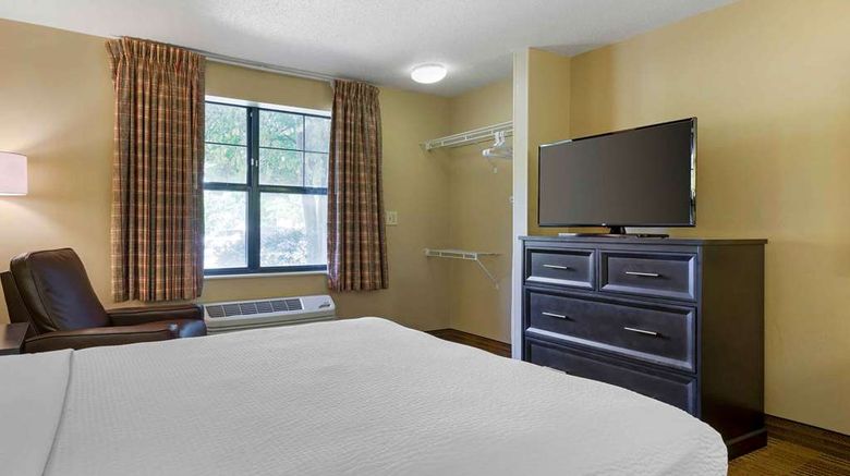 <b>Extended Stay America Stes Iad Airport Room</b>. Images powered by <a href="https://iceportal.shijigroup.com/" title="IcePortal" target="_blank">IcePortal</a>.