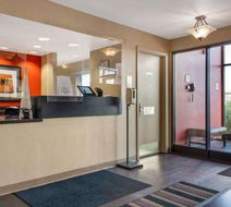 Extended Stay America Stes Pit Airport Lobby