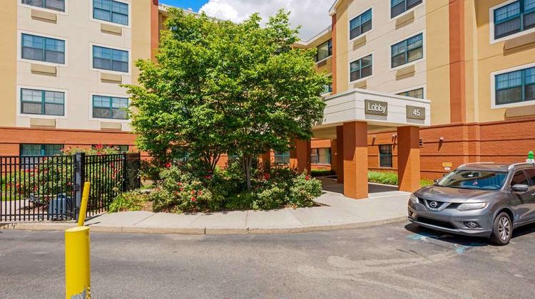 Extended Stay America - Newark Airport Exterior