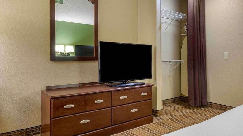 <b>Extended Stay America Stes West Mifflin Room</b>. Images powered by <a href="https://iceportal.shijigroup.com/" title="IcePortal" target="_blank">IcePortal</a>.