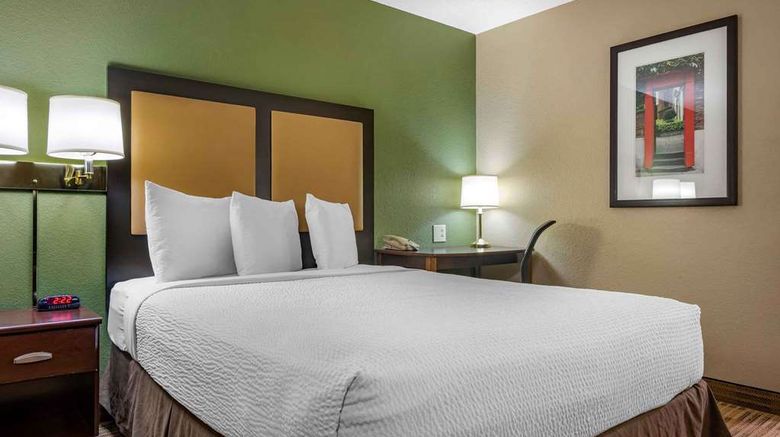 <b>Extended Stay America Stes West Mifflin Room</b>. Images powered by <a href="https://iceportal.shijigroup.com/" title="IcePortal" target="_blank">IcePortal</a>.