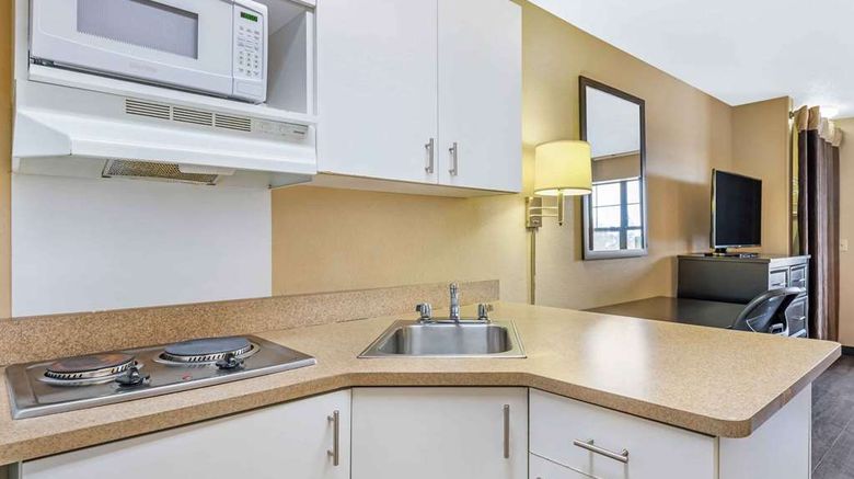 <b>Extended Stay America Stes Minneapolis W Room</b>. Images powered by <a href="https://iceportal.shijigroup.com/" title="IcePortal" target="_blank">IcePortal</a>.