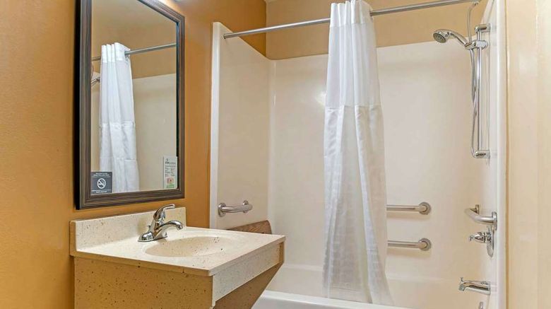 <b>Extended Stay America Stes Grand Rapids Room</b>. Images powered by <a href="https://iceportal.shijigroup.com/" title="IcePortal" target="_blank">IcePortal</a>.