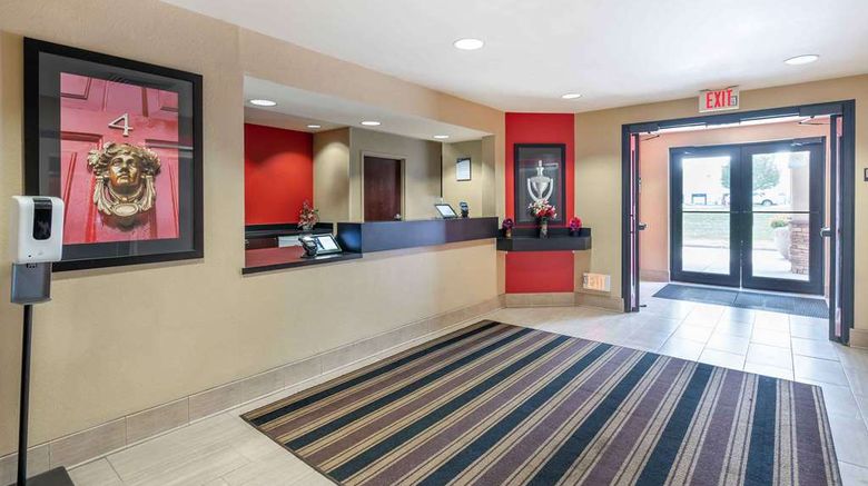 <b>Extended Stay America Stes Ind Airport Lobby</b>. Images powered by <a href="https://iceportal.shijigroup.com/" title="IcePortal" target="_blank">IcePortal</a>.