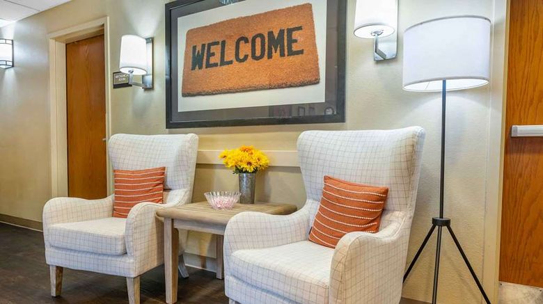 <b>Extended Stay America Stes Blue Ash Kenw Lobby</b>. Images powered by <a href="https://iceportal.shijigroup.com/" title="IcePortal" target="_blank">IcePortal</a>.