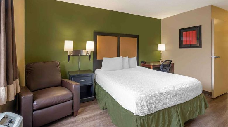 <b>Extended Stay America Stes Chicago Woodf Room</b>. Images powered by <a href="https://iceportal.shijigroup.com/" title="IcePortal" target="_blank">IcePortal</a>.