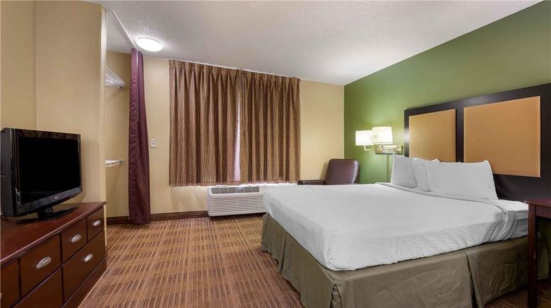 <b>Extended Stay America Stes Castleton Room</b>. Images powered by <a href="https://iceportal.shijigroup.com/" title="IcePortal" target="_blank">IcePortal</a>.
