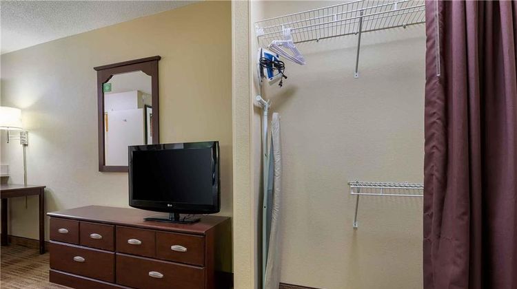 Extended Stay America Stes Castleton Room
