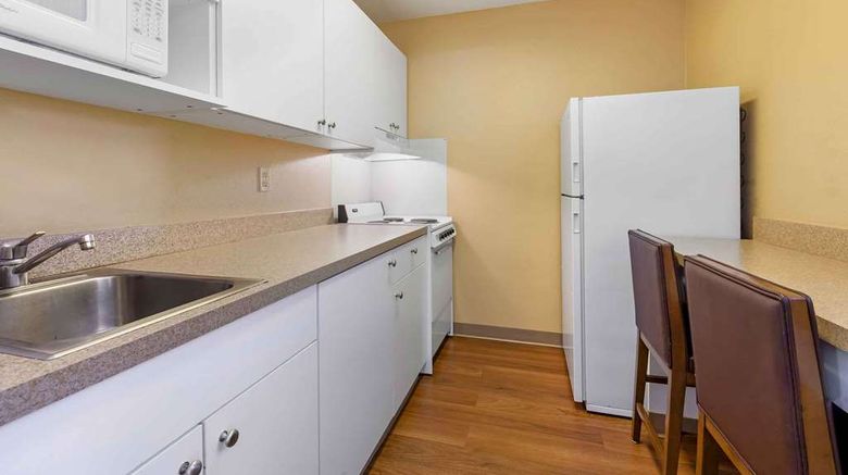 <b>Extended Stay America Stes Madison Old S Room</b>. Images powered by <a href="https://iceportal.shijigroup.com/" title="IcePortal" target="_blank">IcePortal</a>.