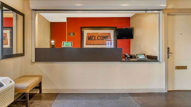 <b>Extended Stay America Stes Ann Arbor Uni Lobby</b>. Images powered by <a href="https://iceportal.shijigroup.com/" title="IcePortal" target="_blank">IcePortal</a>.
