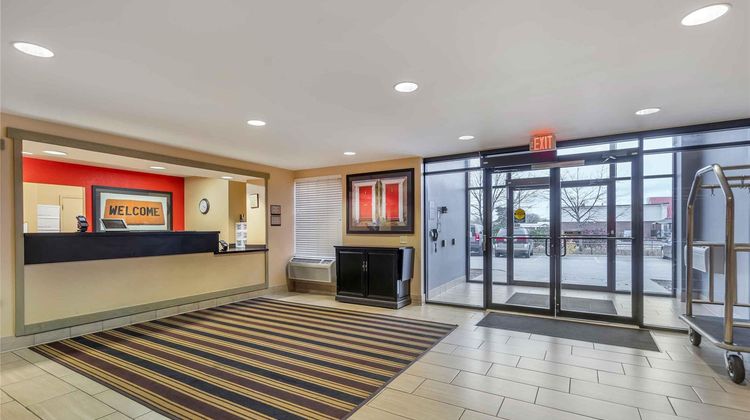Extended Stay America Stes Lombard Yorkt Lobby