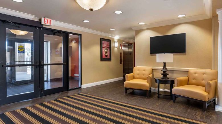 <b>Extended Stay America Stes Ohare Allstat Lobby</b>. Images powered by <a href="https://iceportal.shijigroup.com/" title="IcePortal" target="_blank">IcePortal</a>.