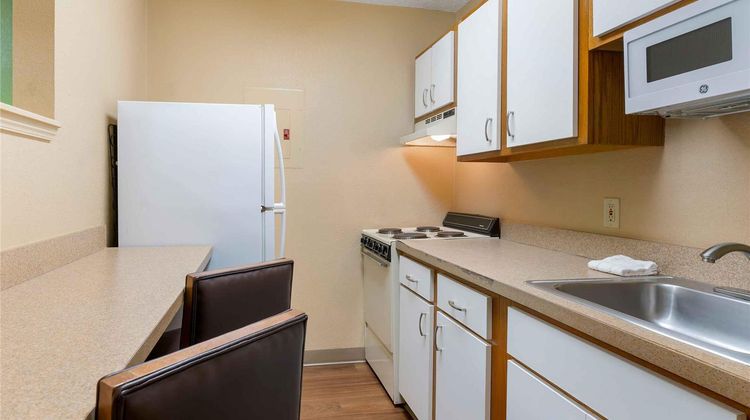 Extended Stay America Stes Ohare Allstat Room