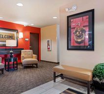 Extended Stay America Stes Chicago Hanov Lobby