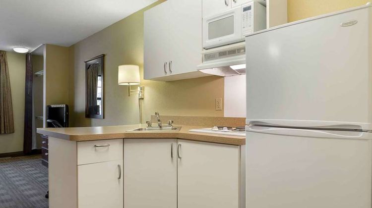 Extended Stay America Stes Detroit Arpt Room