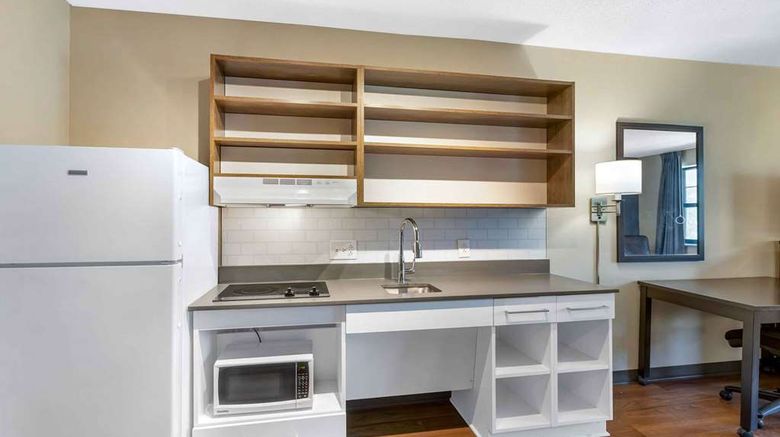 <b>Extended Stay America Prem Stes Vanderbi Room</b>. Images powered by <a href="https://iceportal.shijigroup.com/" title="IcePortal" target="_blank">IcePortal</a>.
