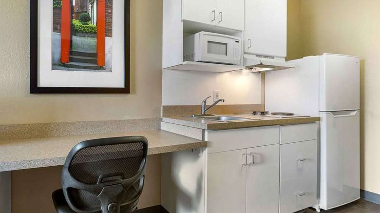 <b>Extended Stay America Stes Houston Sugar Room</b>. Images powered by <a href="https://iceportal.shijigroup.com/" title="IcePortal" target="_blank">IcePortal</a>.