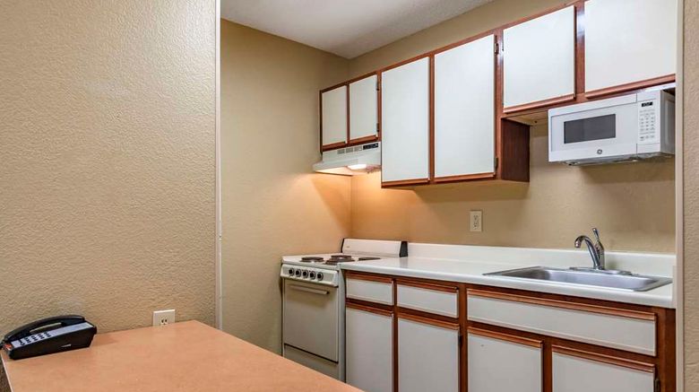 <b>Extended Stay America Stes San Antonio C Room</b>. Images powered by <a href="https://iceportal.shijigroup.com/" title="IcePortal" target="_blank">IcePortal</a>.
