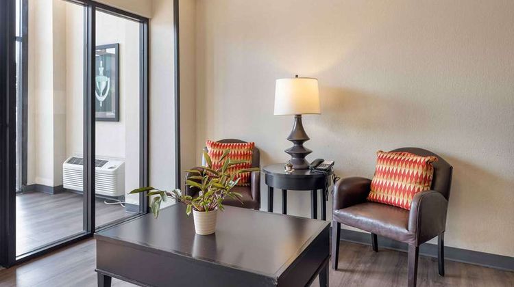 Extended Stay America Stes Wichita East Lobby