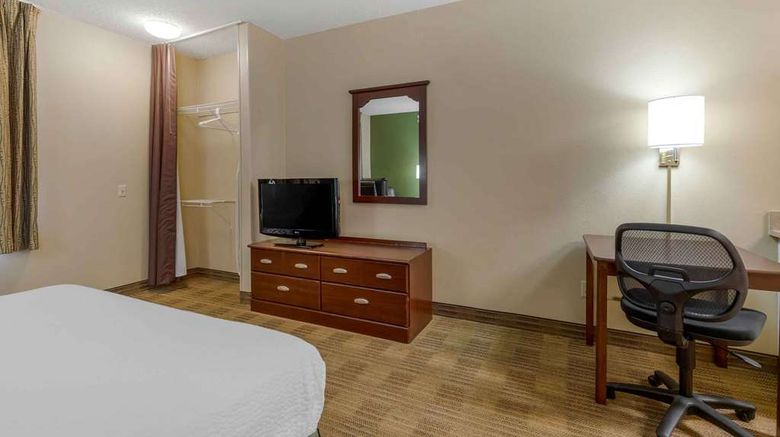 <b>Extended Stay America Stes Laredo Delmar Room</b>. Images powered by <a href="https://iceportal.shijigroup.com/" title="IcePortal" target="_blank">IcePortal</a>.