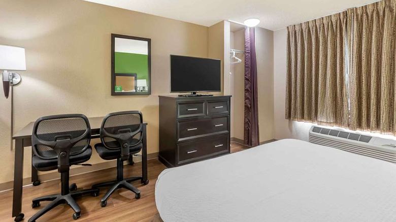 <b>Extended Stay America Stes Columbia Stad Room</b>. Images powered by <a href="https://iceportal.shijigroup.com/" title="IcePortal" target="_blank">IcePortal</a>.