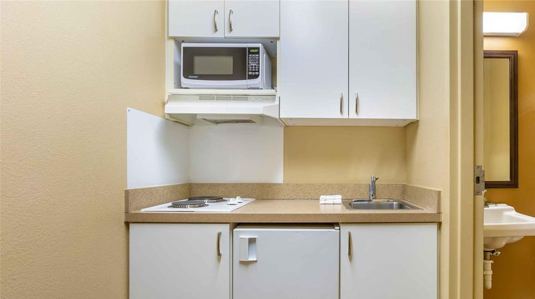 <b>Extended Stay America Stes Abq Airport Room</b>. Images powered by <a href="https://iceportal.shijigroup.com/" title="IcePortal" target="_blank">IcePortal</a>.