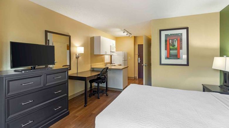 <b>Extended Stay America Stes Park Meadows Room</b>. Images powered by <a href="https://iceportal.shijigroup.com/" title="IcePortal" target="_blank">IcePortal</a>.