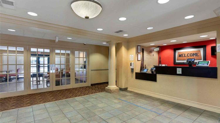 Extended Stay America Stes Oak Airport Lobby