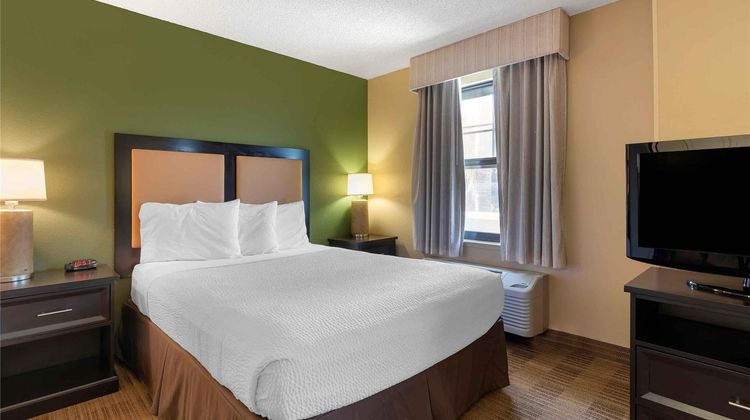 Extended Stay America Stes Oak Airport Room