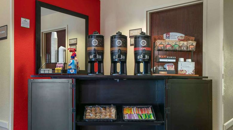 <b>Extended Stay America Stes Santa Rosa N Lobby</b>. Images powered by <a href="https://iceportal.shijigroup.com/" title="IcePortal" target="_blank">IcePortal</a>.