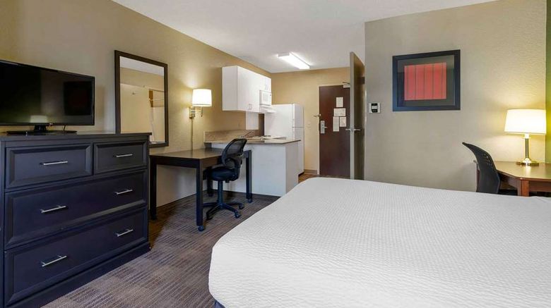 <b>Extended Stay America Stes Santa Rosa N Room</b>. Images powered by <a href="https://iceportal.shijigroup.com/" title="IcePortal" target="_blank">IcePortal</a>.