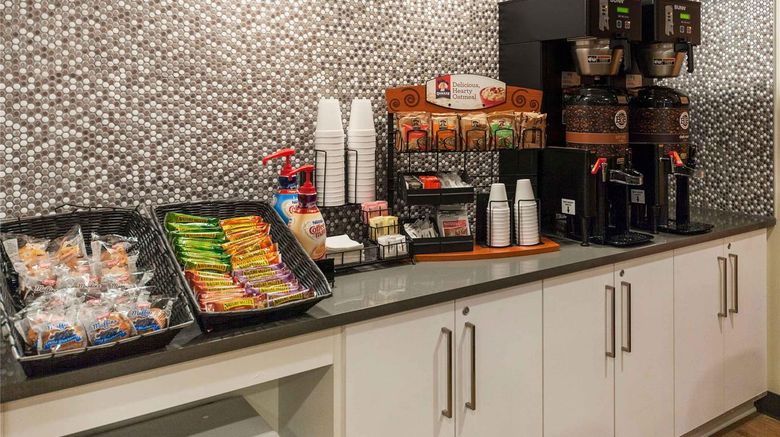 <b>Extended Stay America Stes La Bur Airpo Restaurant</b>. Images powered by <a href="https://iceportal.shijigroup.com/" title="IcePortal" target="_blank">IcePortal</a>.