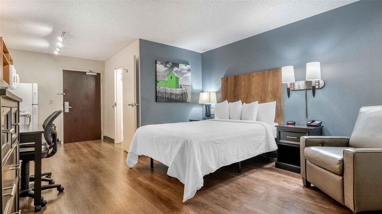 <b>Extended Stay America Prem Stes Belmont Room</b>. Images powered by <a href="https://iceportal.shijigroup.com/" title="IcePortal" target="_blank">IcePortal</a>.